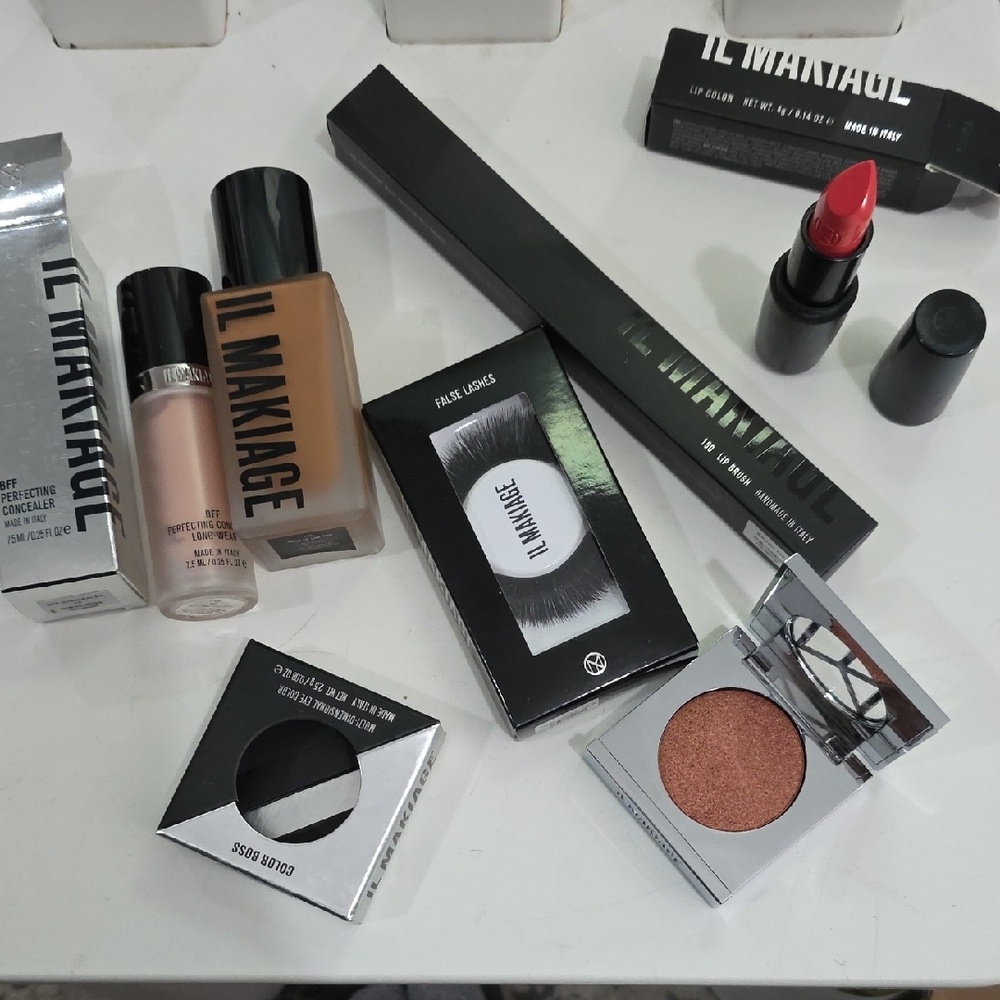 IL MAKIAGE Concealer and Makeup Collection with Red Lipstick BUNDLE